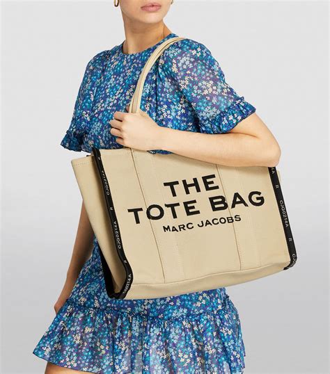 marc jacobs large tote bags.